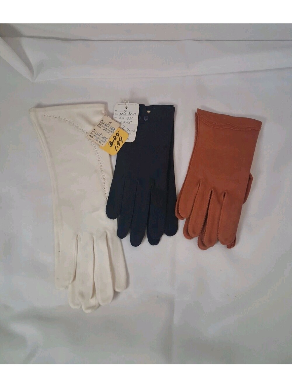 LOT of 3 Vintage 1940s 1950s Gloves, Size 7 Deadstock W Tags Multicolor